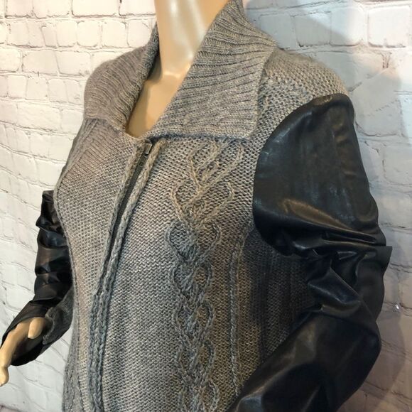 Sparkle & Fade Anthropologie Moto Style Gray Black Zip Front Sweater Large L - Picture 7 of 10
